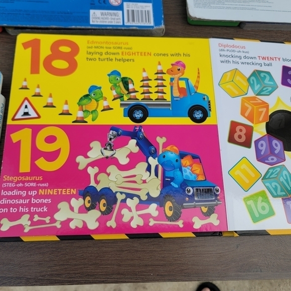 Lot Of 4 Kids Baby Silly Songs Forest Friends Books Music Works Pull Tab Collors - Picture 3 of 11